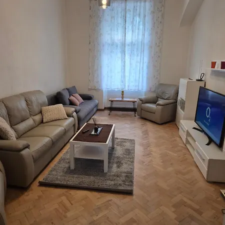 Velky 66m2 V Centru Mesta Prague