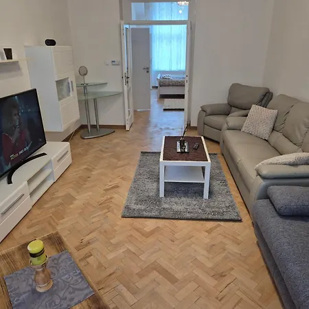 Appartement Velky 66m2 V Centru Mesta *