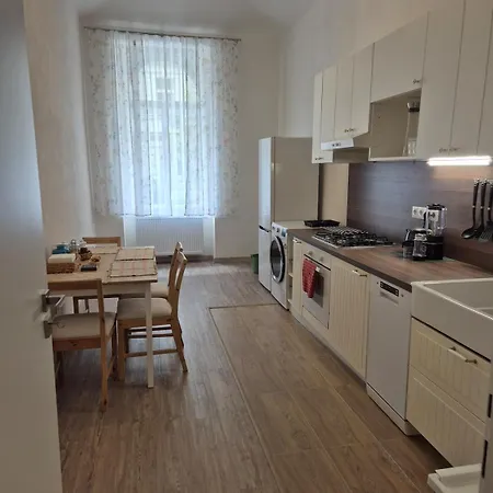 Velky 66m2 V Centru Mesta Appartement Prague