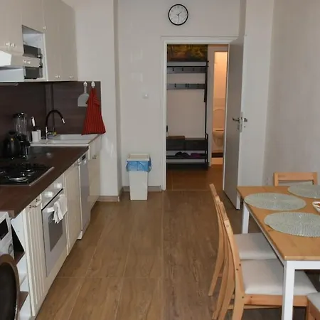 Velky 66m2 V Centru Mesta Apartment